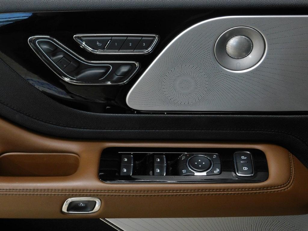 Lincoln Aviator Reserve AWD 2022