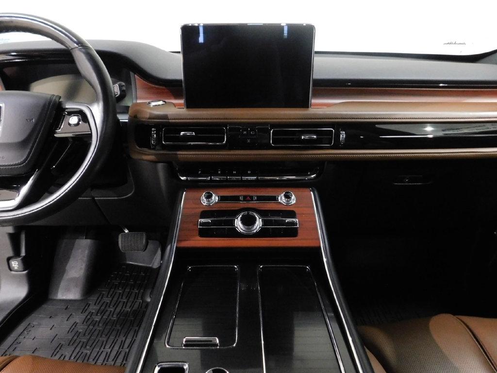 Lincoln Aviator Reserve AWD 2022