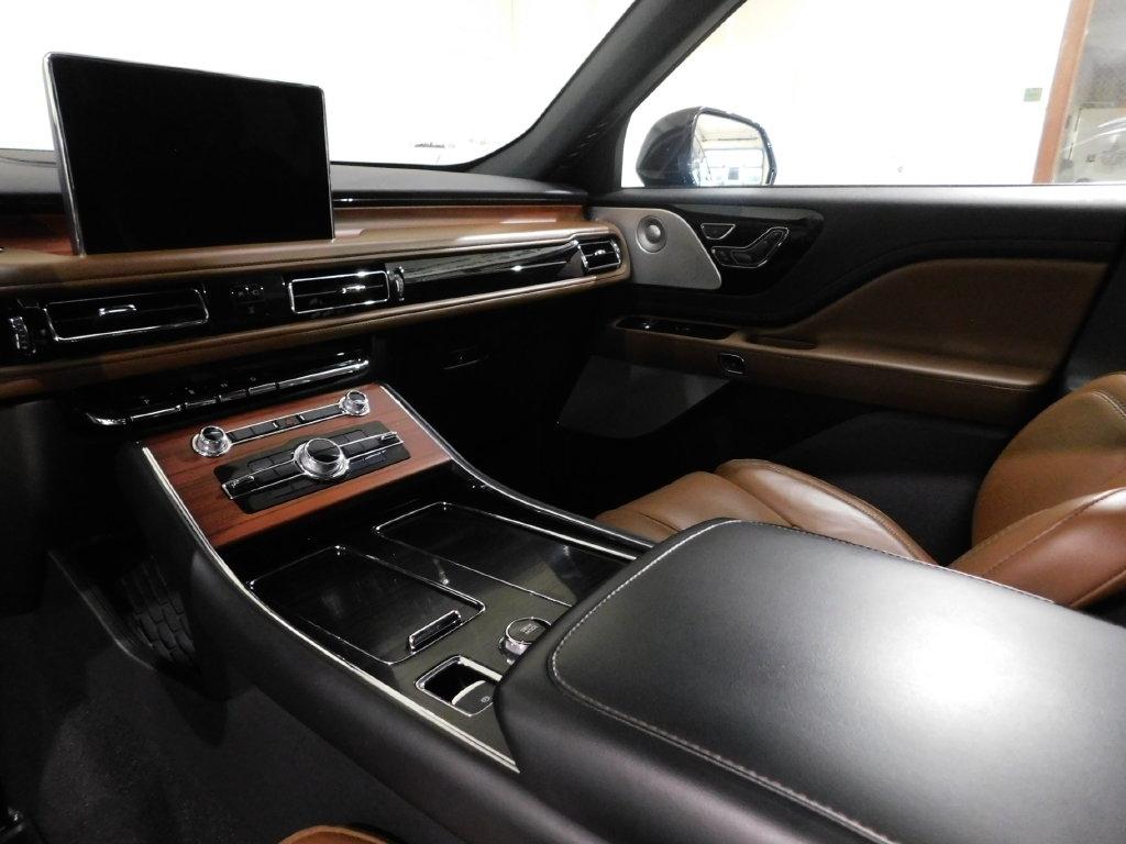 Lincoln Aviator Reserve AWD 2022