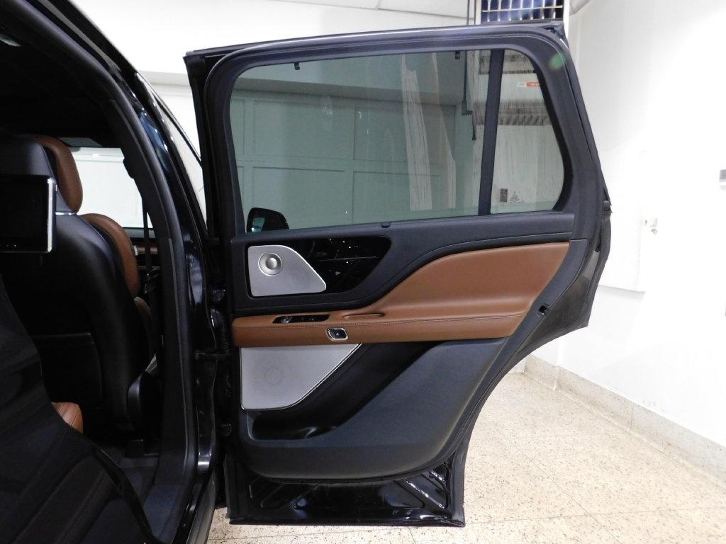 Lincoln Aviator Reserve AWD 2022