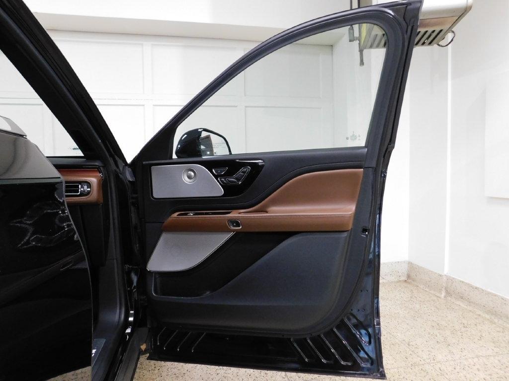 Lincoln Aviator Reserve AWD 2022