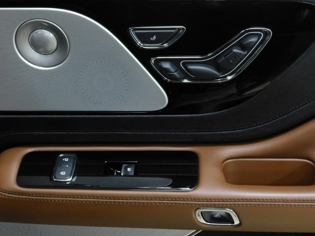 Lincoln Aviator Reserve AWD 2022