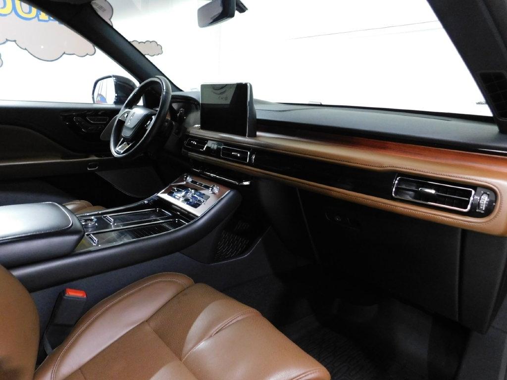 Lincoln Aviator Reserve AWD 2022