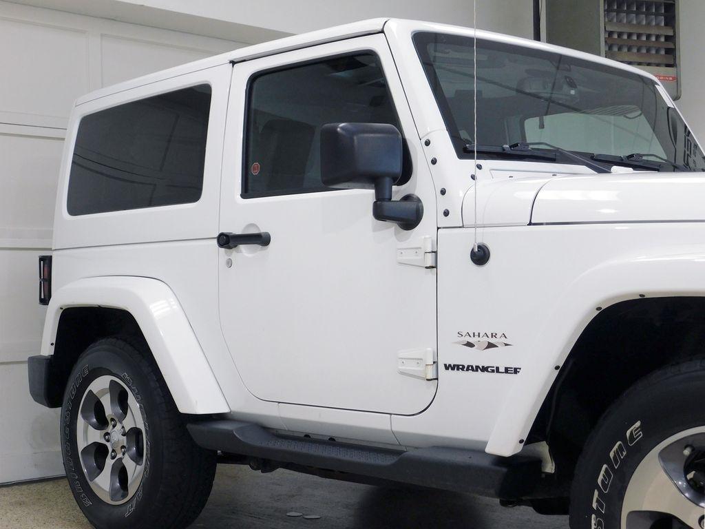 Jeep Wrangler Sahara 4WD 2016