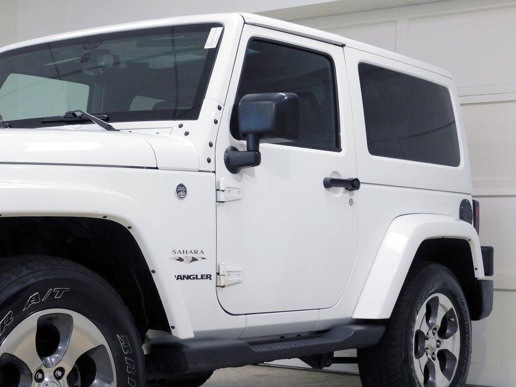 Jeep Wrangler Sahara 4WD 2016