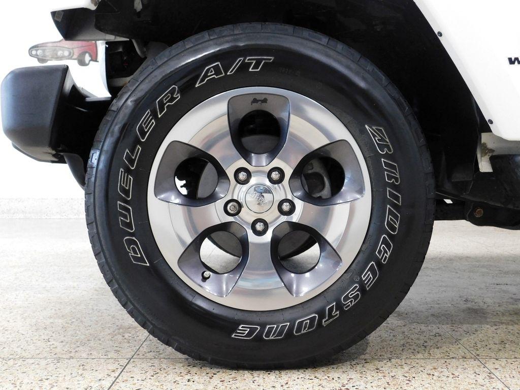 Jeep Wrangler Sahara 4WD 2016