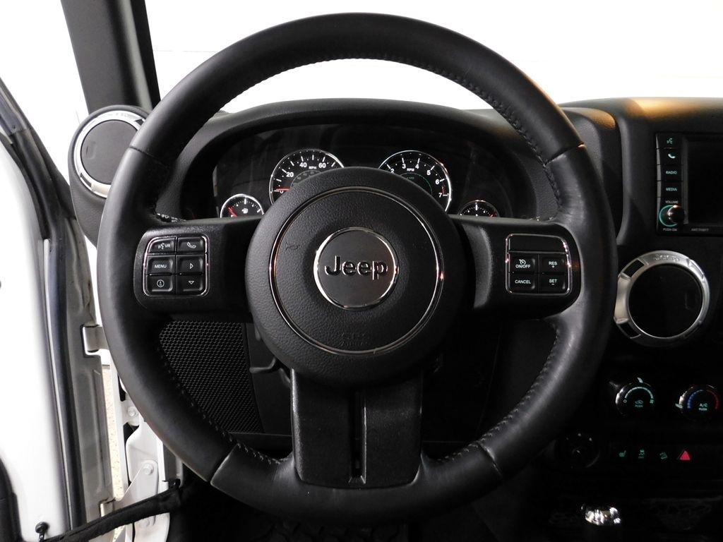 Jeep Wrangler Sahara 4WD 2016