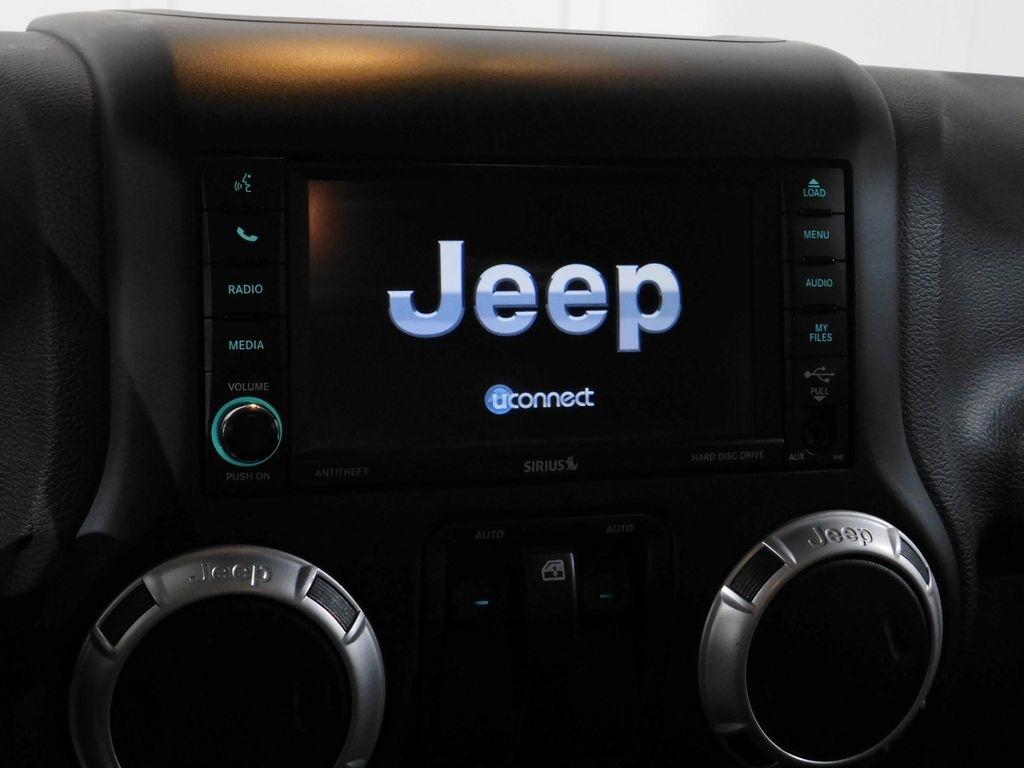 Jeep Wrangler Sahara 4WD 2016
