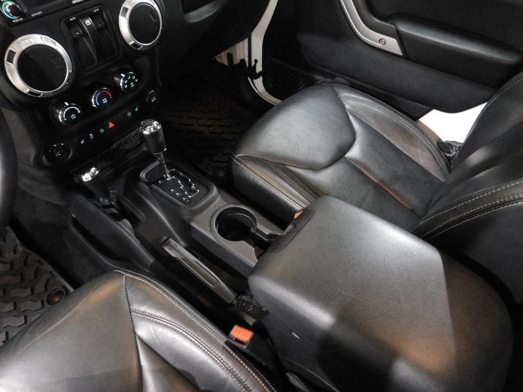 Jeep Wrangler Sahara 4WD 2016