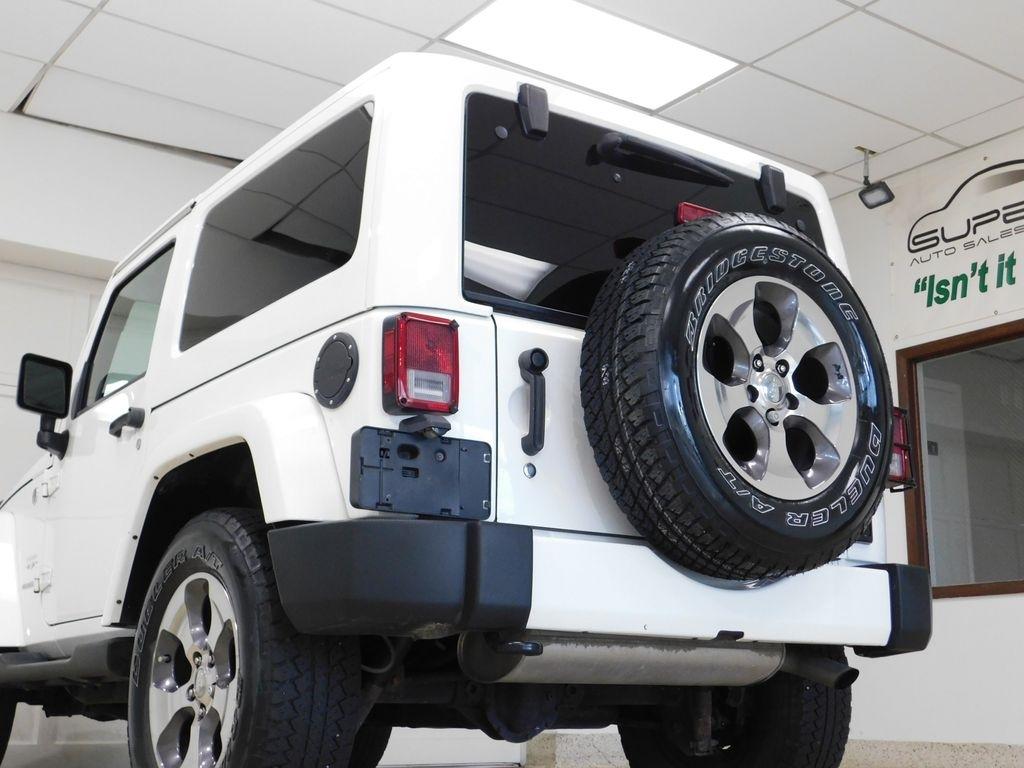 Jeep Wrangler Sahara 4WD 2016