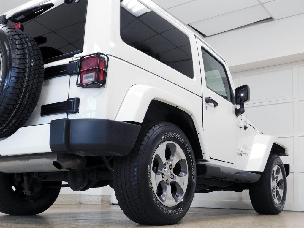 Jeep Wrangler Sahara 4WD 2016