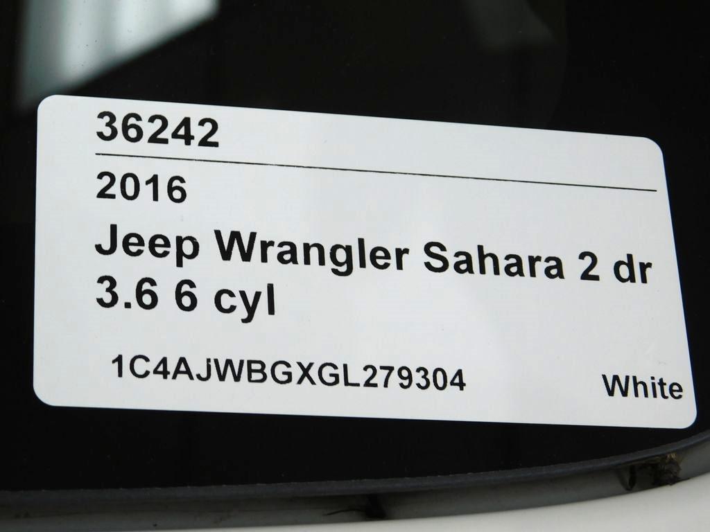 Jeep Wrangler Sahara 4WD 2016