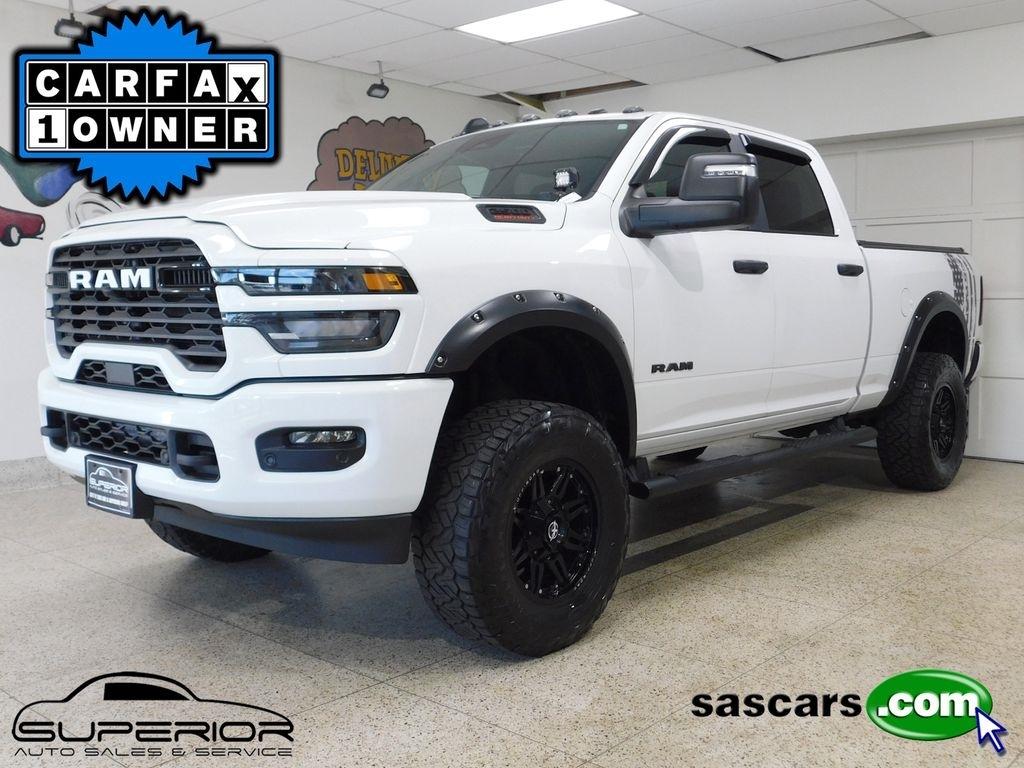 2025 RAM 2500 Big Horn 4x4 Crew Cab Night Edition 6'4" Box