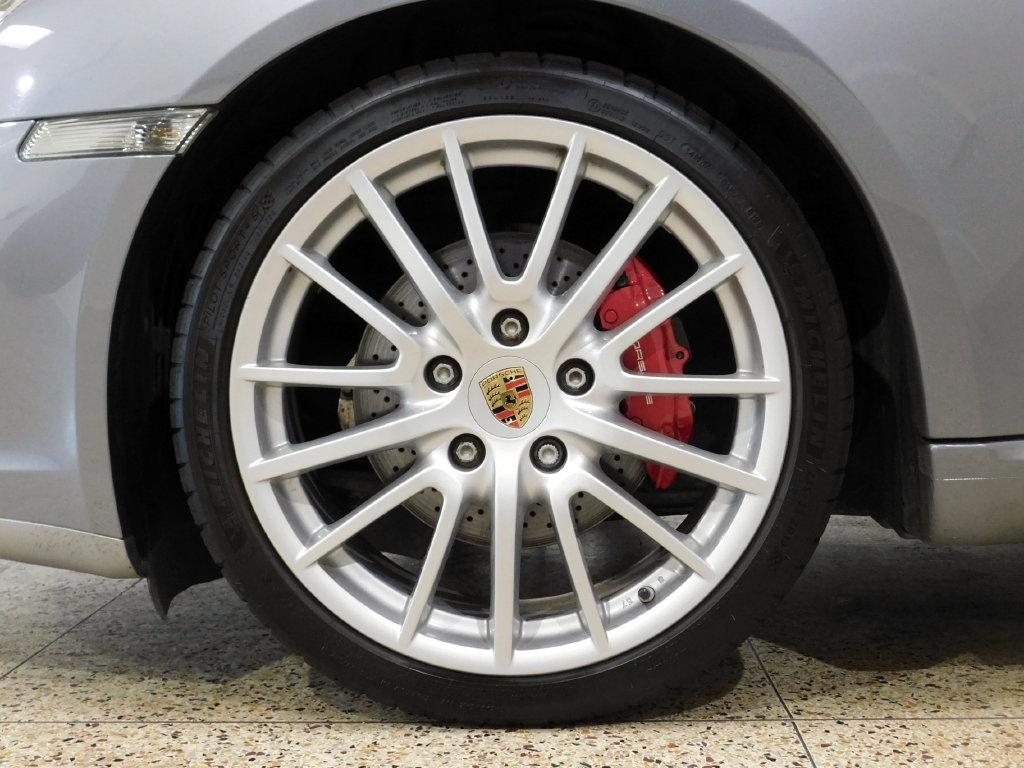 Porsche Cayman S 2006