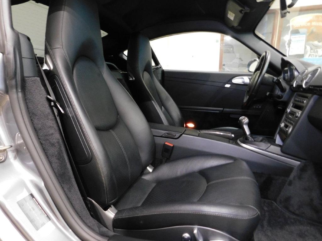 Porsche Cayman S 2006