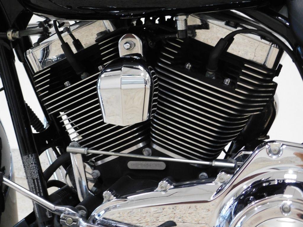 Harley-Davidson FLHX103  2011