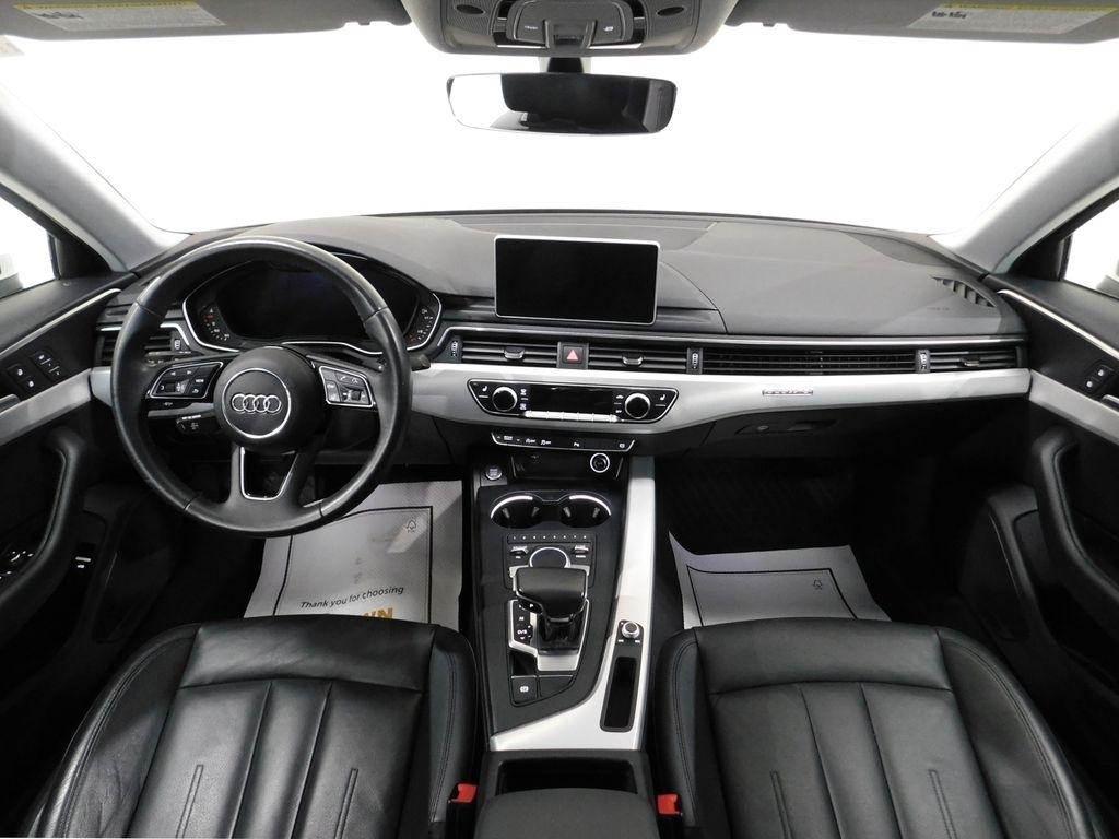 Audi A4 2.0T Progressiv quattro Sedan 2019