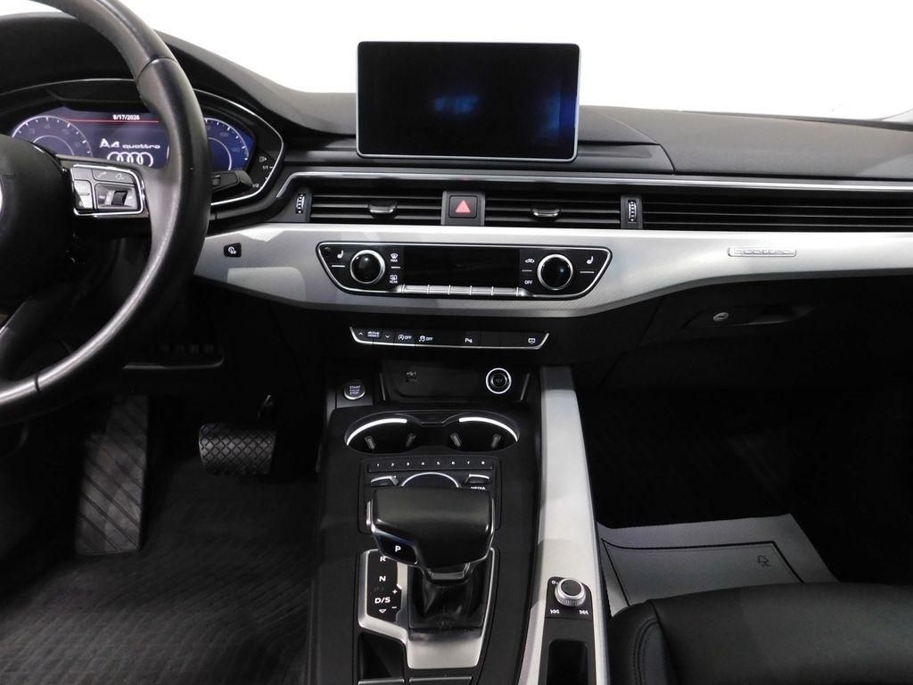 Audi A4 2.0T Progressiv quattro Sedan 2019