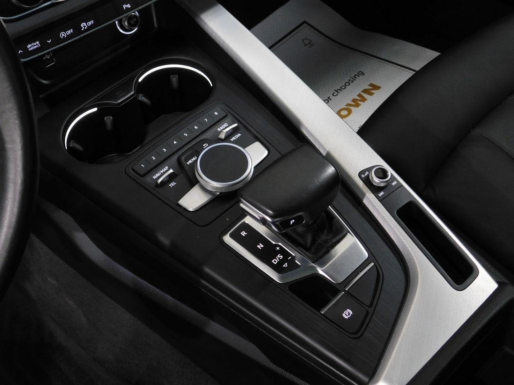 Audi A4 2.0T Progressiv quattro Sedan 2019