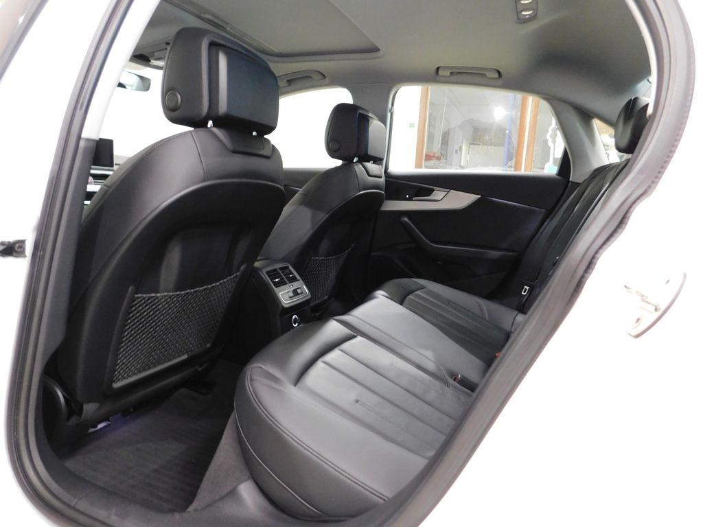 Audi A4 2.0T Progressiv quattro Sedan 2019
