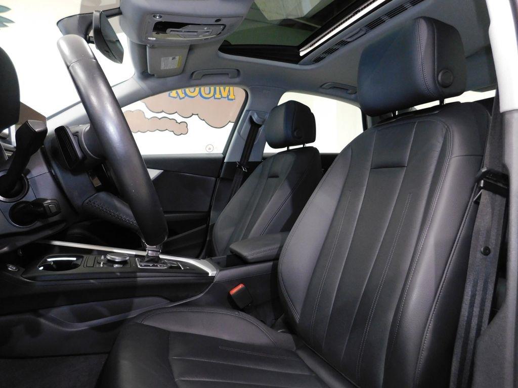 Audi A4 2.0T Progressiv quattro Sedan 2019