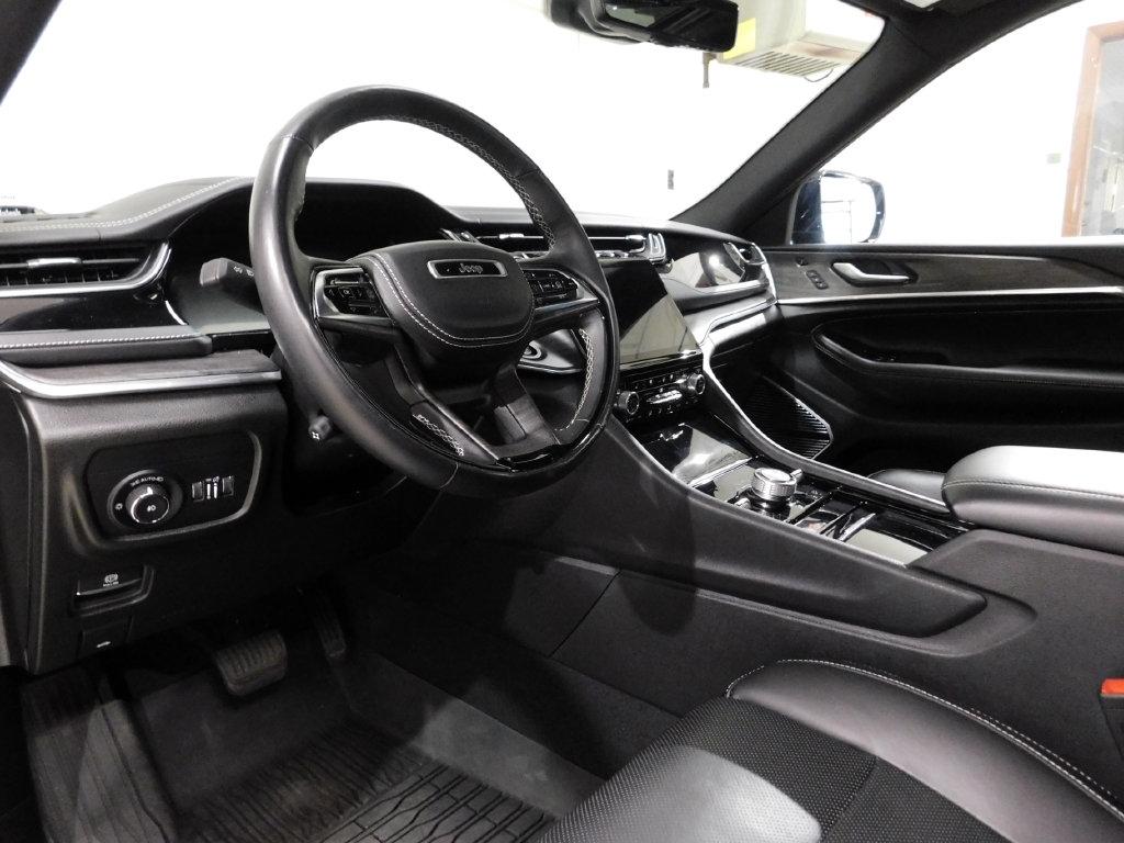 Jeep Grand Cherokee Overland 4WD 2024