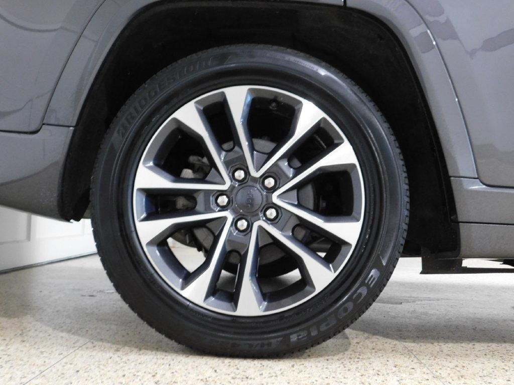 Jeep Grand Cherokee Overland 4WD 2024