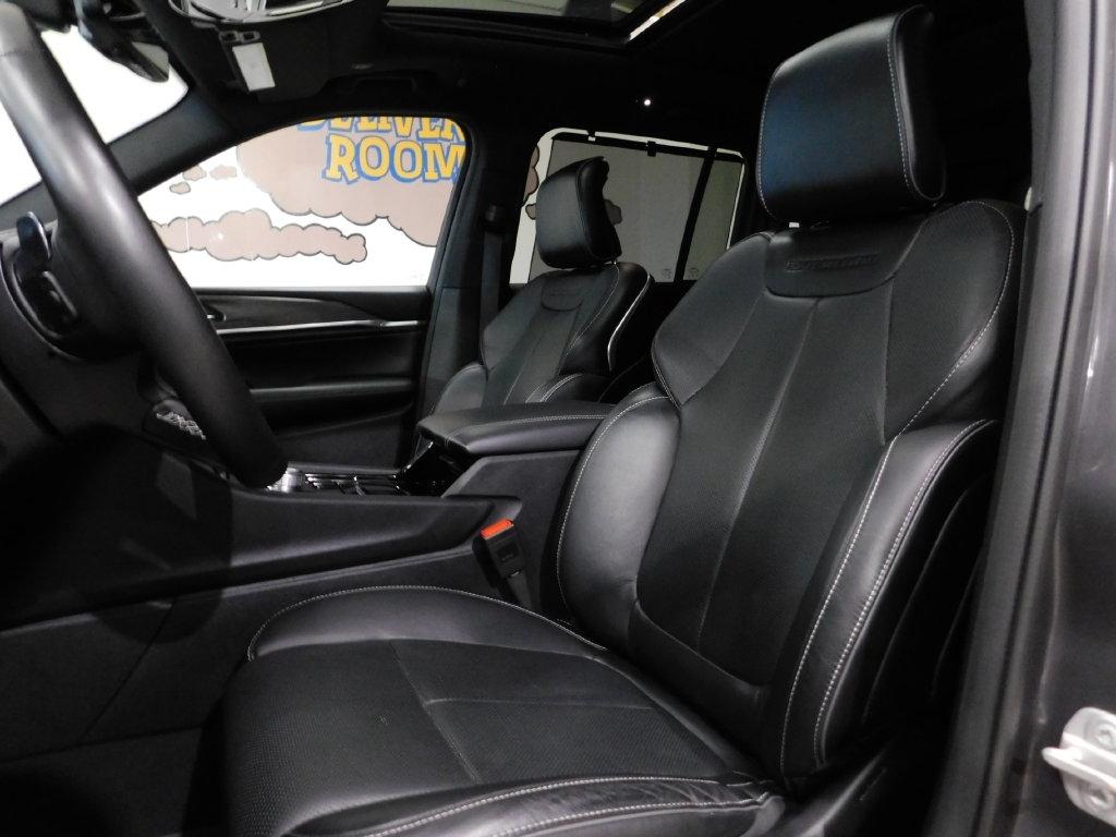 Jeep Grand Cherokee Overland 4WD 2024