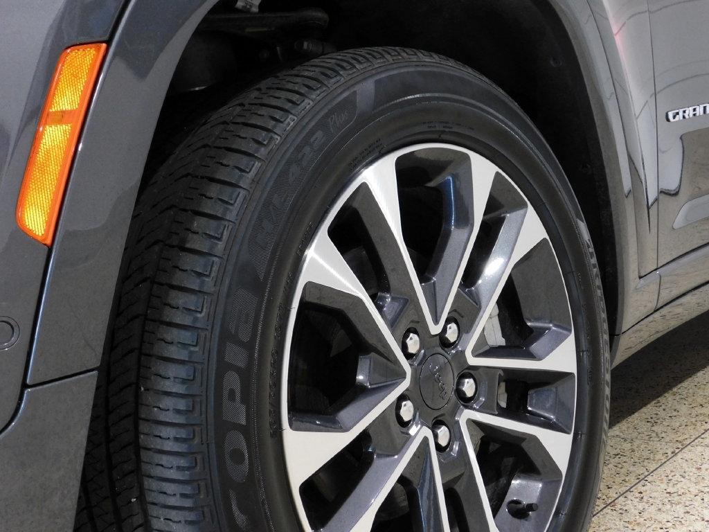 Jeep Grand Cherokee Overland 4WD 2024