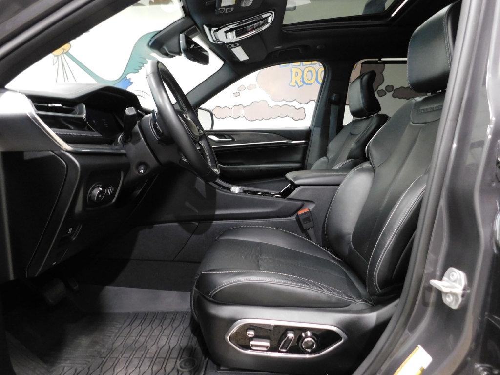 Jeep Grand Cherokee Overland 4WD 2024