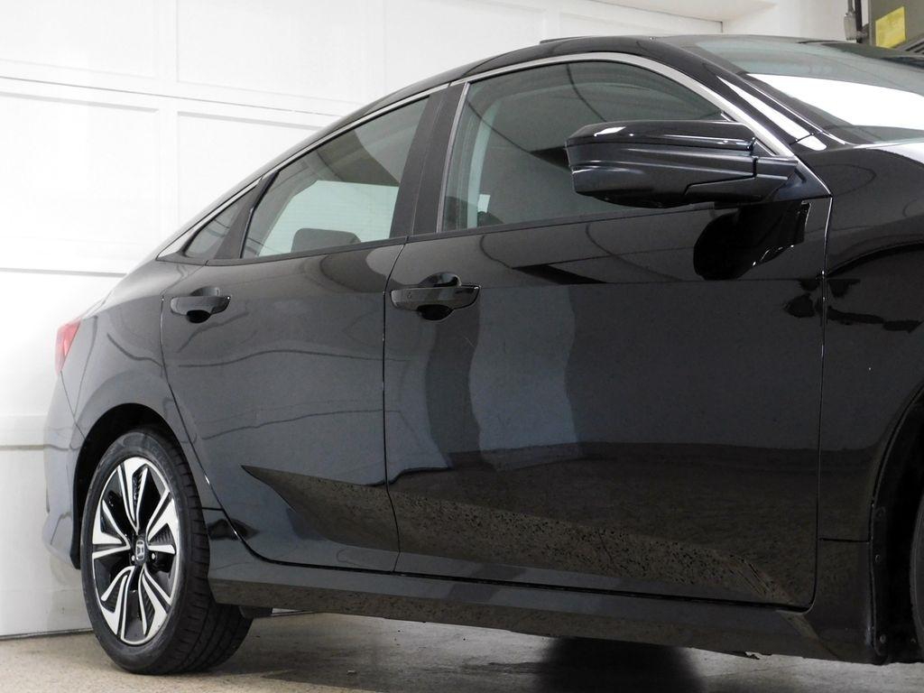 Honda Civic EX-T Sedan CVT 2017