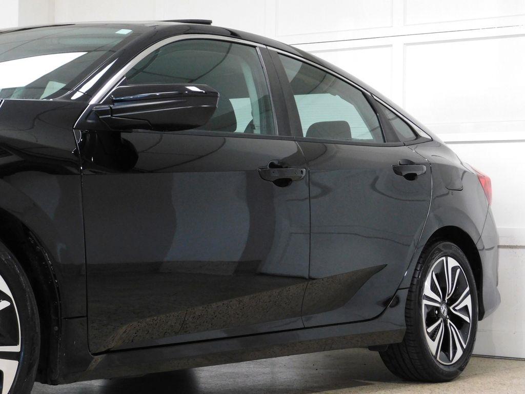 Honda Civic EX-T Sedan CVT 2017