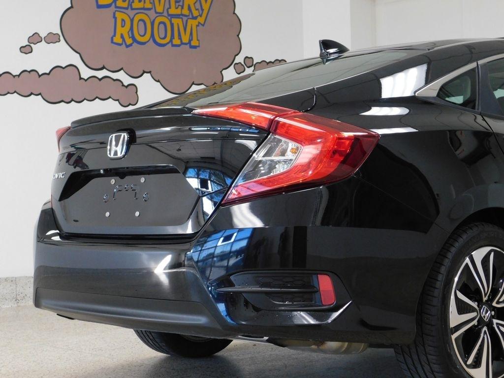 Honda Civic EX-T Sedan CVT 2017