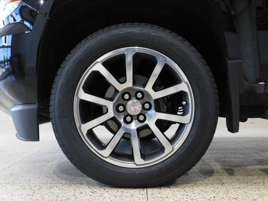 GMC Canyon Denali Crew Cab 4WD Long Box 2019