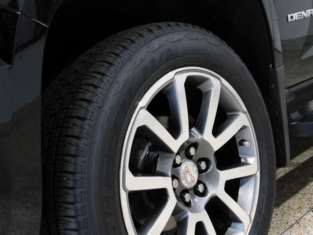GMC Canyon Denali Crew Cab 4WD Long Box 2019