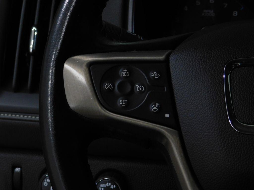 GMC Canyon Denali Crew Cab 4WD Long Box 2019
