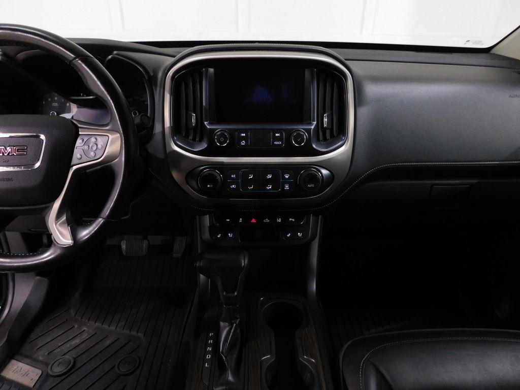 GMC Canyon Denali Crew Cab 4WD Long Box 2019
