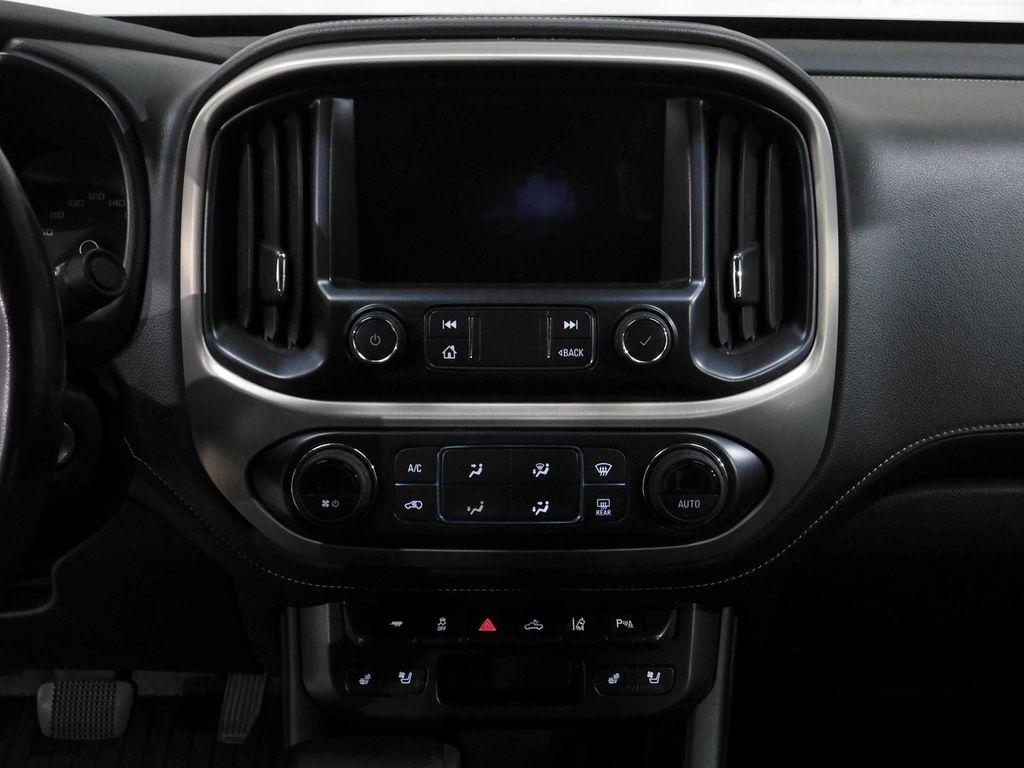 GMC Canyon Denali Crew Cab 4WD Long Box 2019