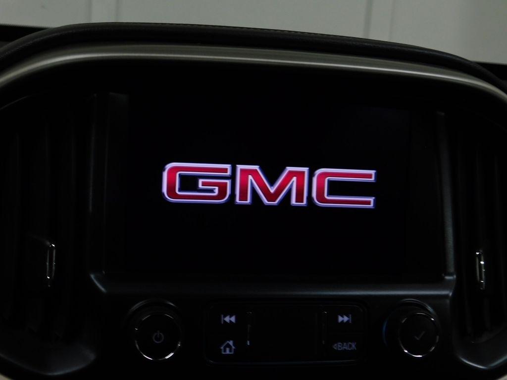 GMC Canyon Denali Crew Cab 4WD Long Box 2019