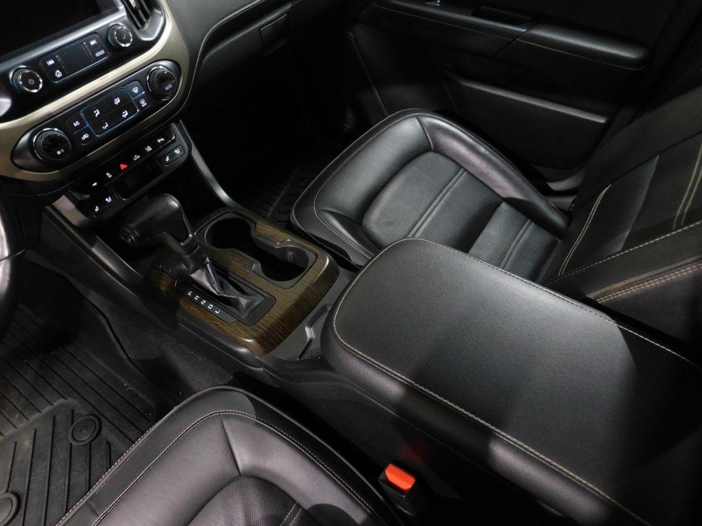 GMC Canyon Denali Crew Cab 4WD Long Box 2019