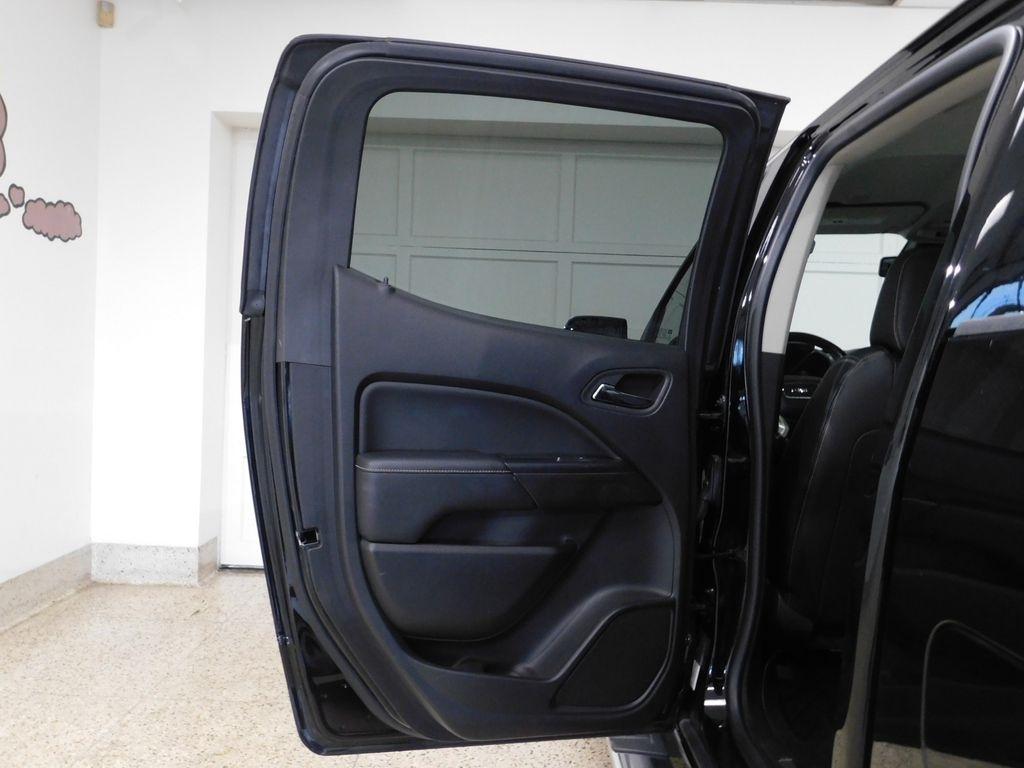 GMC Canyon Denali Crew Cab 4WD Long Box 2019