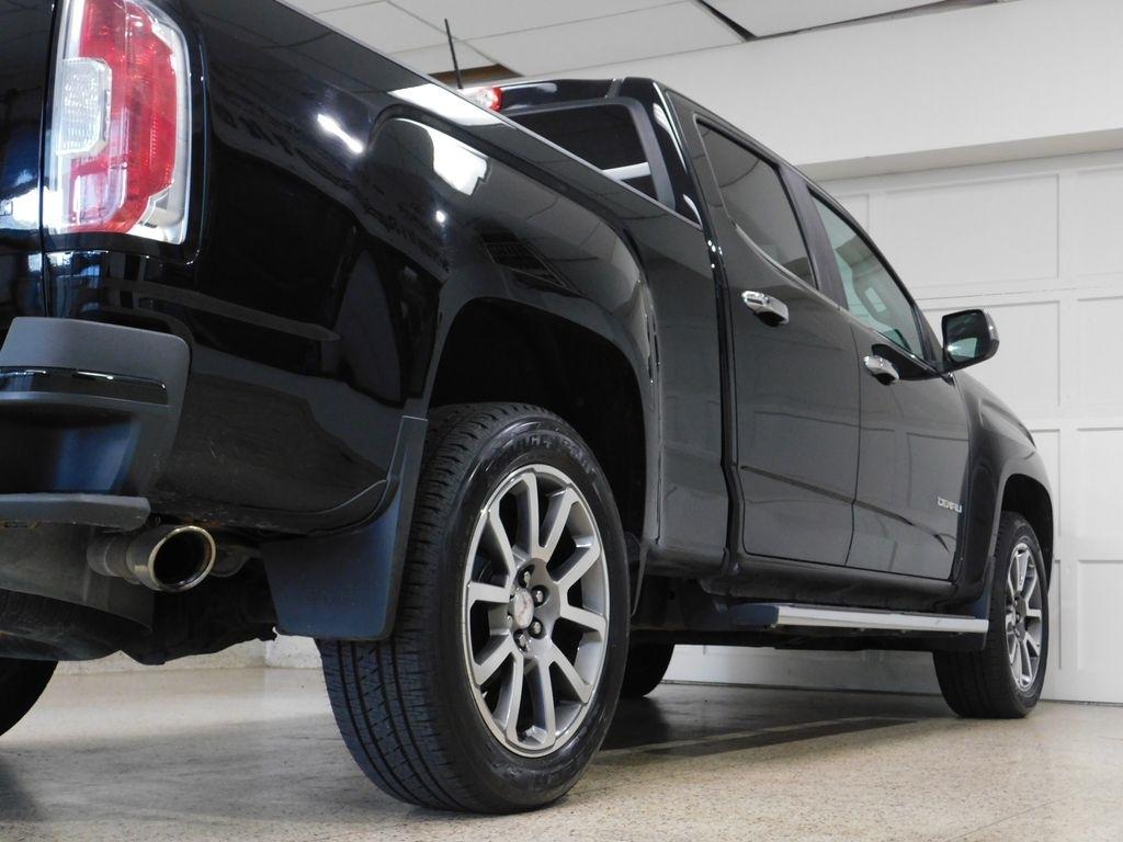 GMC Canyon Denali Crew Cab 4WD Long Box 2019