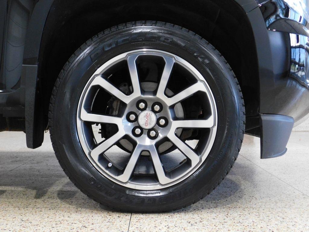 GMC Canyon Denali Crew Cab 4WD Long Box 2019