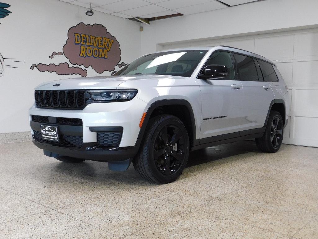 2023 Jeep Grand Cherokee L Laredo 4WD