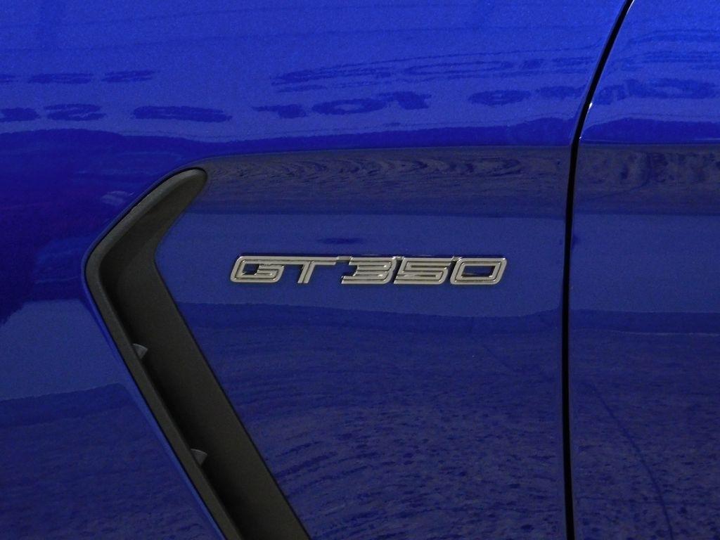 Ford Shelby GT350 Base 2016