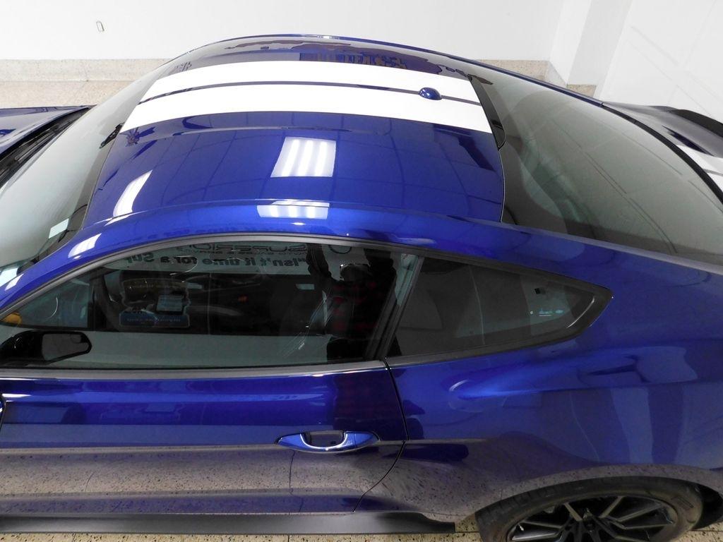 Ford Shelby GT350 Base 2016