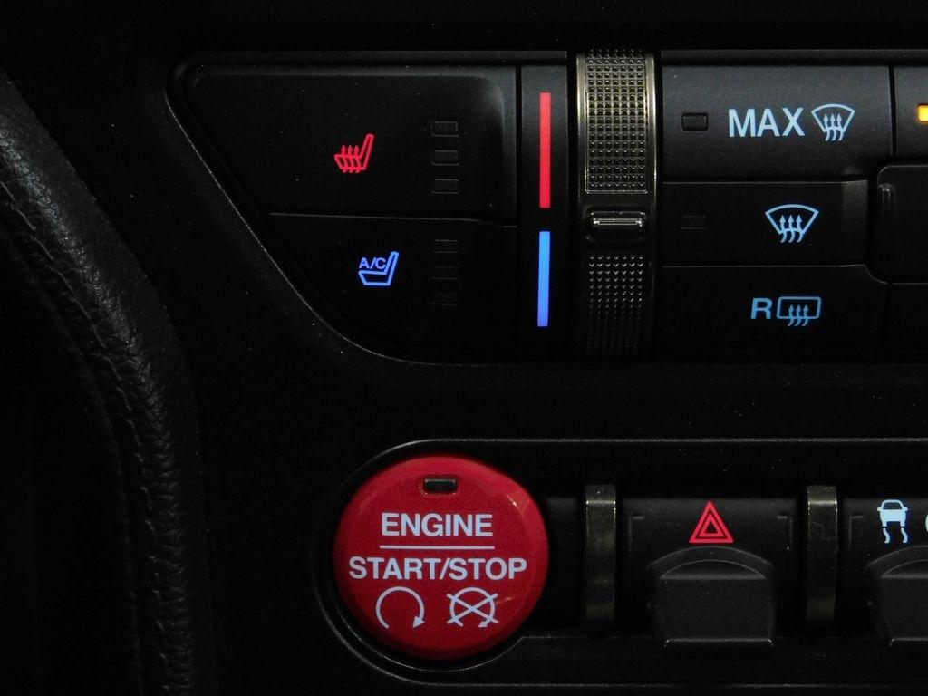 Ford Shelby GT350 Base 2016