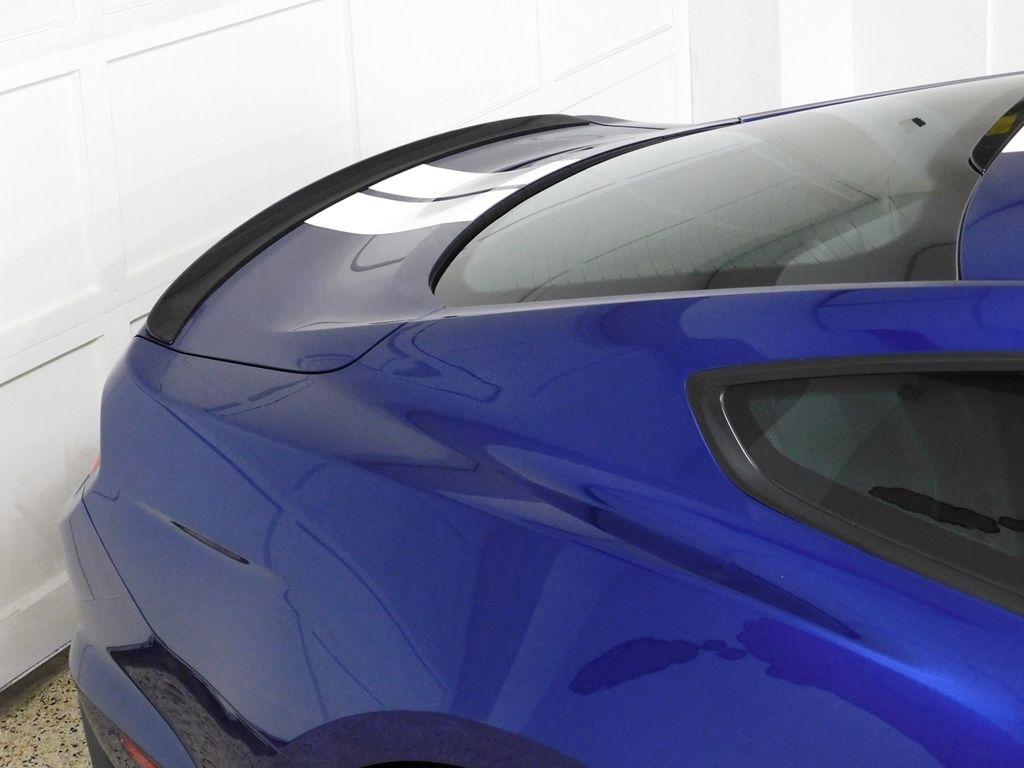 Ford Shelby GT350 Base 2016