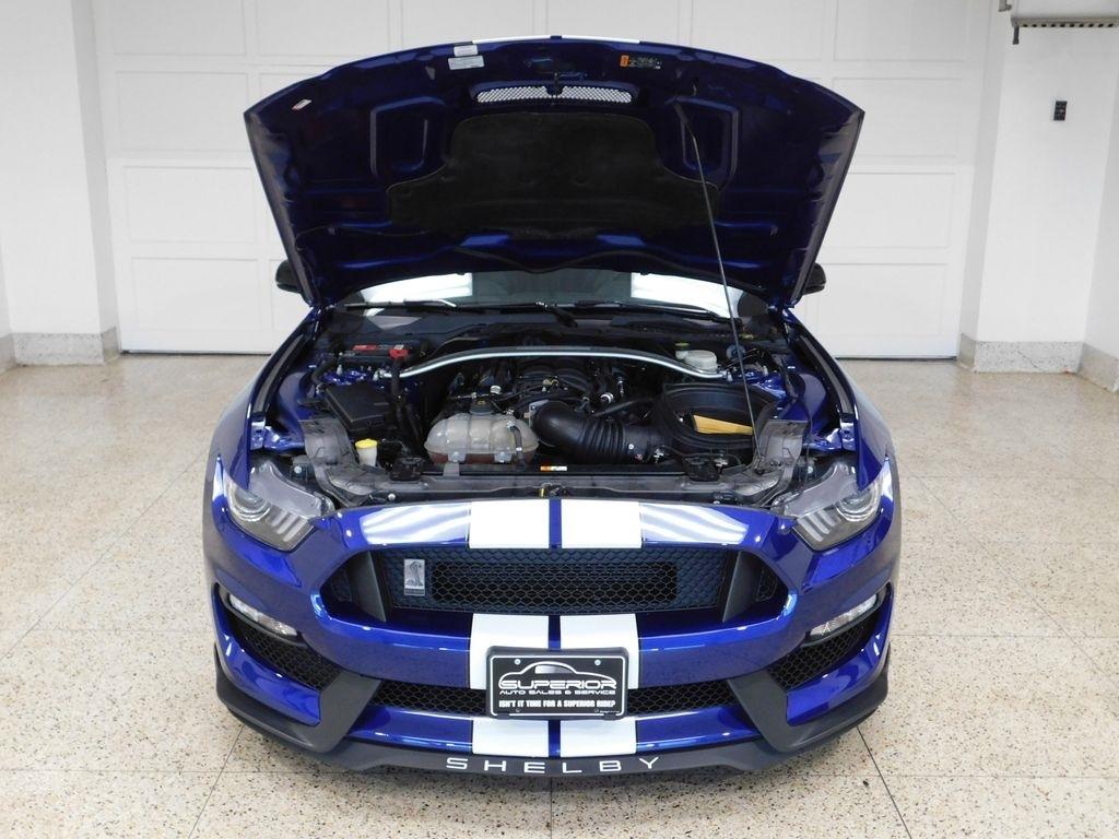 Ford Shelby GT350 Base 2016