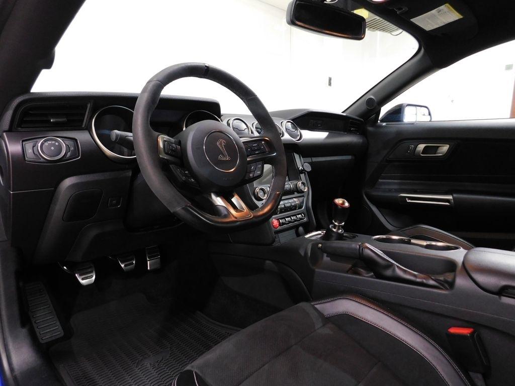 Ford Shelby GT350 Base 2016
